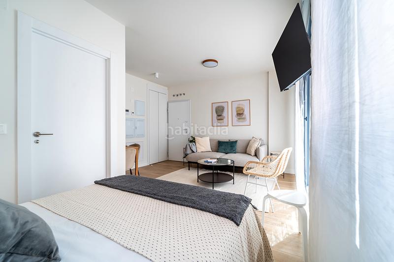 Foto d5b9faa0-5eed-4f75-918c-b5b5bd6a454a. Affitto monolocale in calle de garcía luna 20 in Ciudad Jardín Madrid