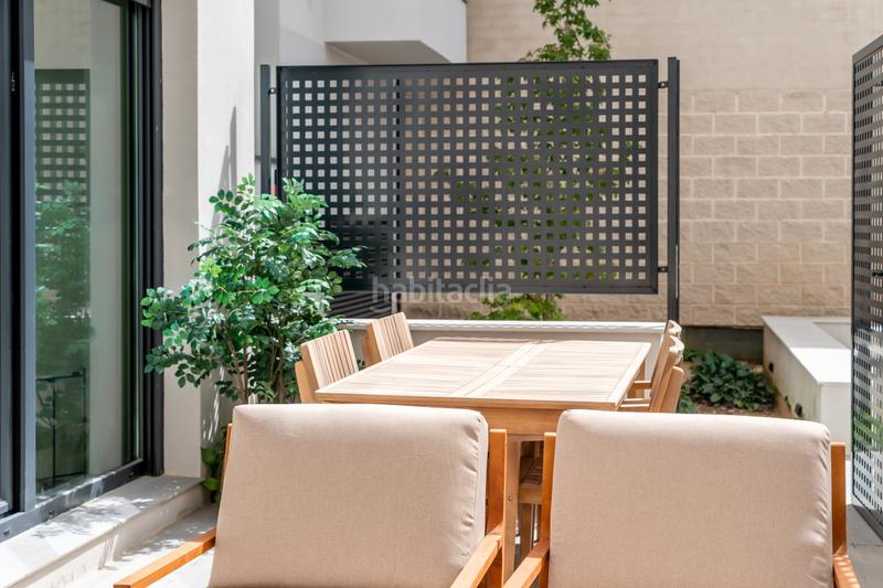 Foto f6a49308-3c55-4eb2-a724-8c77348fb83a. Rent studio in calle de garcía luna 20 in Ciudad Jardín Madrid