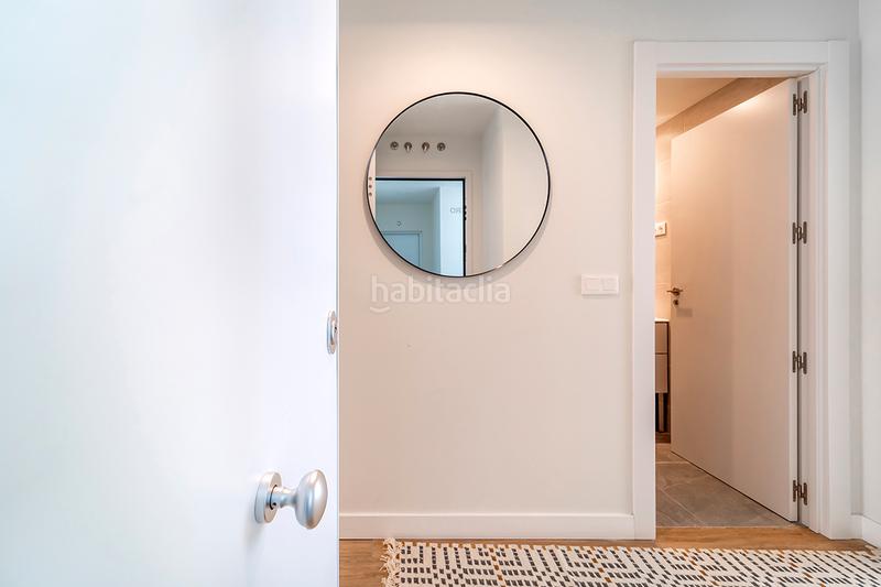 Foto 8dfbdc9b-f05e-4adc-9656-5104c2829d37. Miete appartement in calle de garcía luna 20 in Ciudad Jardín Madrid