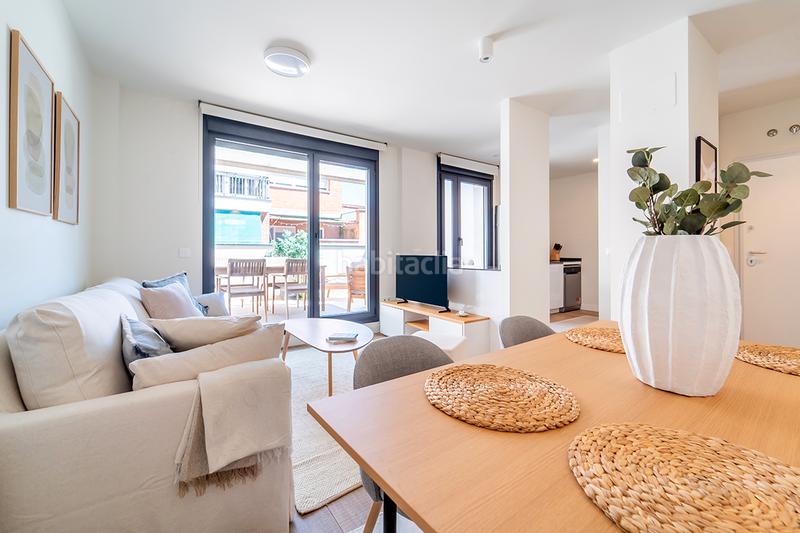 Foto 248f4259-b90b-46d3-8ae1-4f2b623e1f8f. Lloguer àtic a calle de garcía luna 20 a Ciudad Jardín Madrid