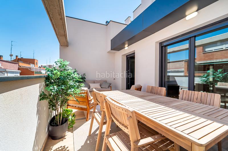 Foto a1bd56d3-790b-4181-9475-d87c0542c975. Location attique dans calle de garcía luna 20 dans Ciudad Jardín Madrid