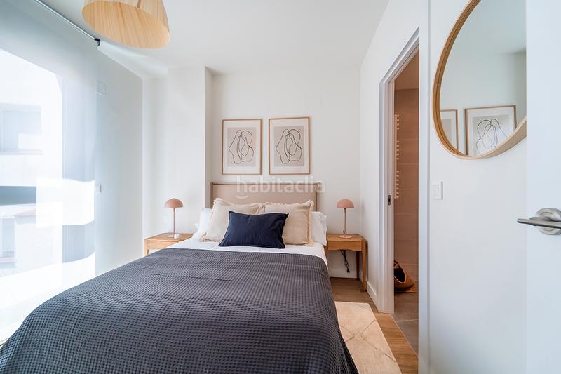 Foto 4296f7b2-d937-48ba-a224-5983ecc28c60. Rent penthouse in calle de garcía luna 20 in Ciudad Jardín Madrid