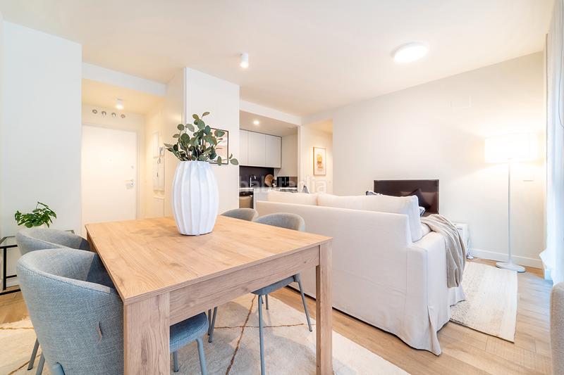 Foto 8e65832a-4ca0-4867-b71c-128af7d959ed. Alquiler apartamento en calle de garcía luna 20 en Madrid