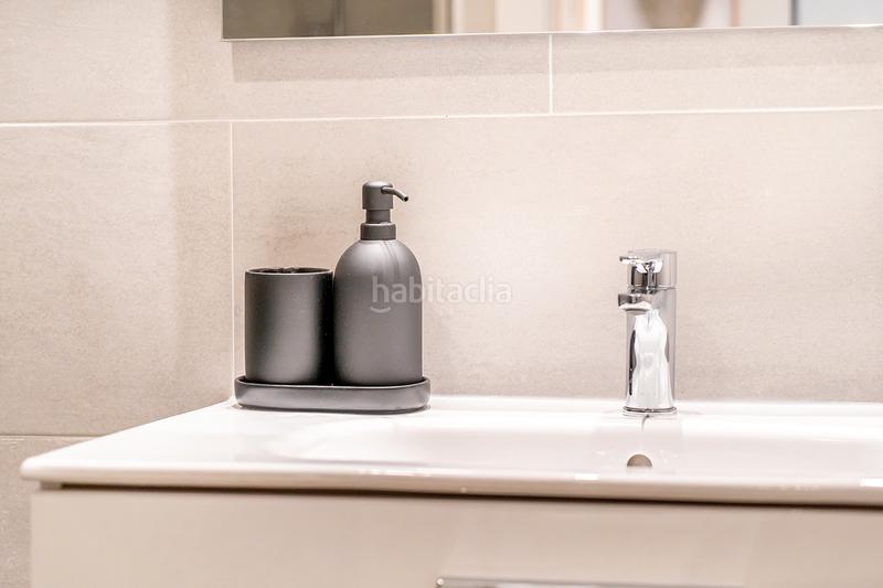 Foto d2c2604a-2817-4ed6-9436-1fc66eb52414. Location appartement dans calle de garcía luna 20 dans Madrid