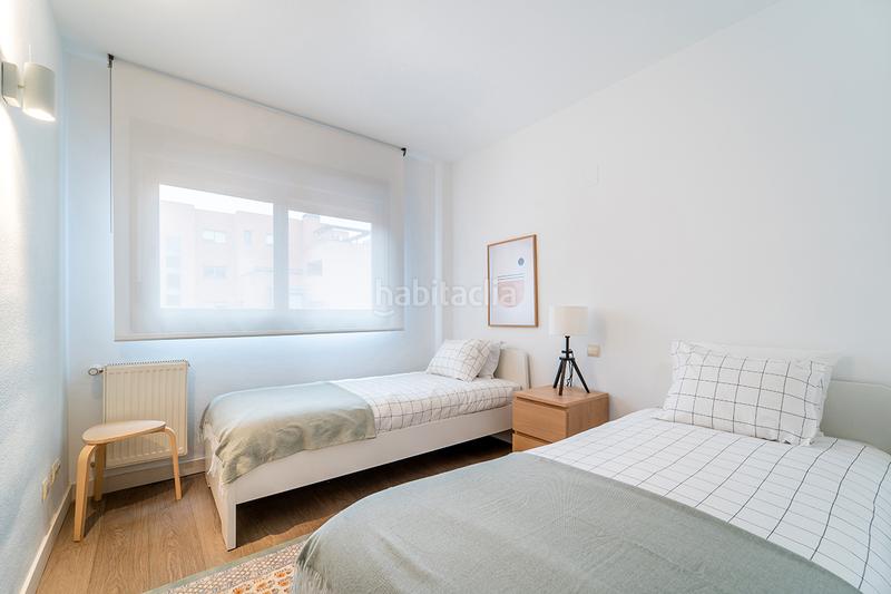 Foto 6fbf6e3f-ac93-4a0f-9d3c-fb10639789fb. Alquiler piso en calle de isabel clara eugenia 41 en Madrid