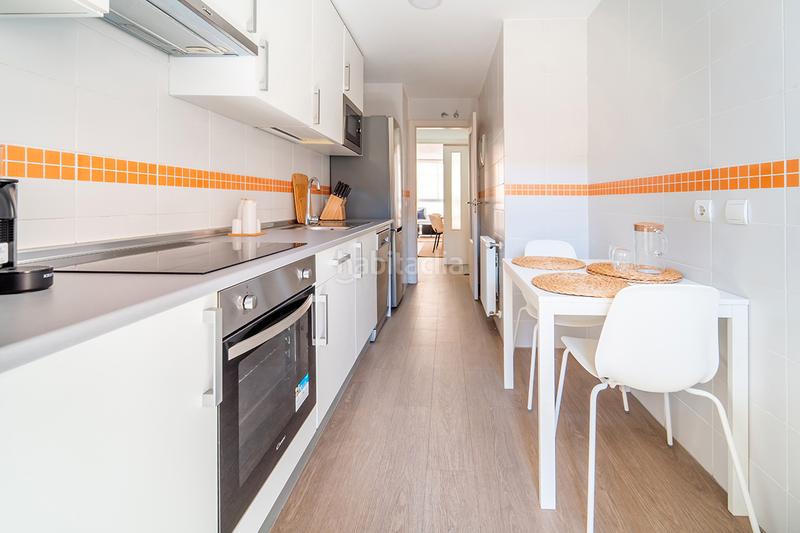 Foto 86449574-0e5e-450a-afd9-c42d535f27a7. Rent flat in calle de isabel clara eugenia 41 in Sanchinarro Madrid