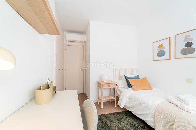 Foto c3d5a0d0-226a-4abe-b96a-c4bf3a2bb5e4. Alquiler piso en calle de isabel clara eugenia 41 en Madrid