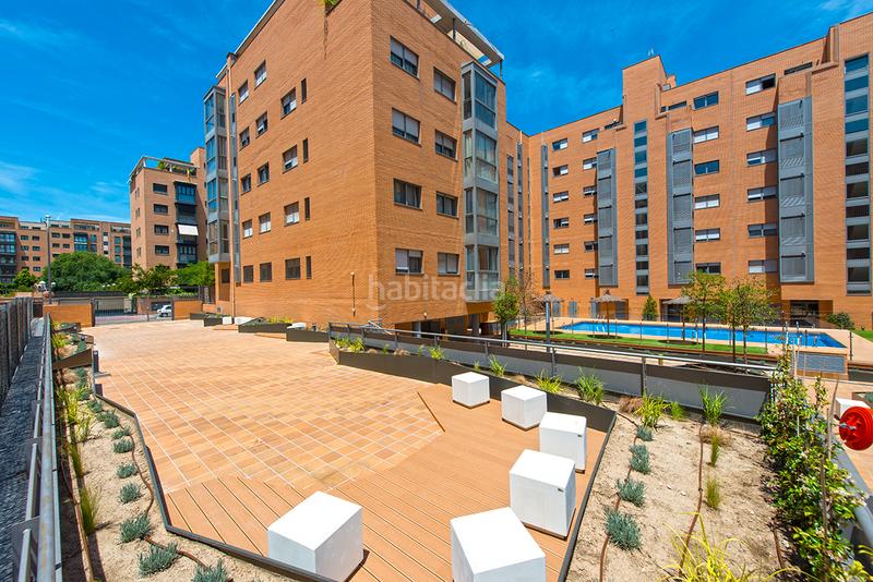 Foto cd7410a3-6493-44ac-8257-de1d5a012a66. Alquiler piso en calle de isabel clara eugenia 41 en Madrid