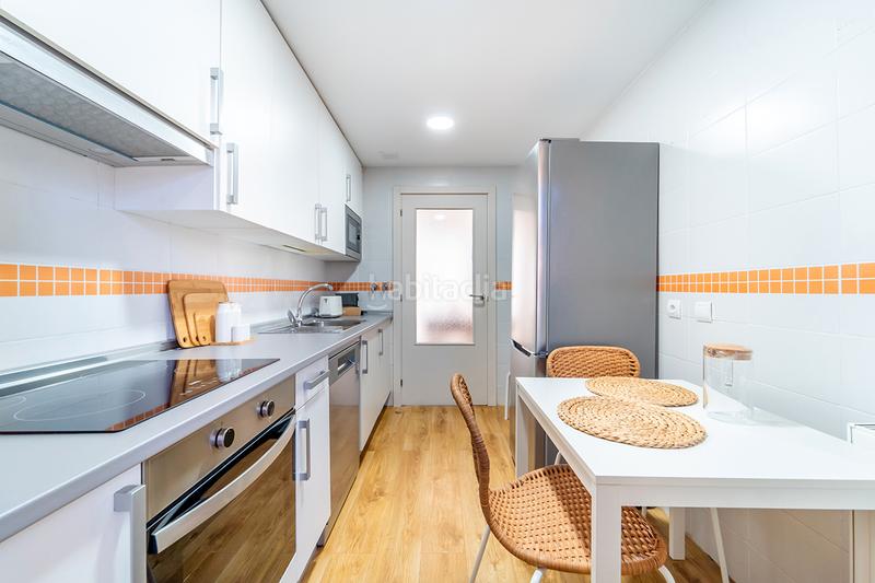 Foto 6dcfd5ae-6bff-4cea-bc5d-d8b8f11b66fc. Affitto appartamento in calle de isabel clara eugenia 39 in Madrid