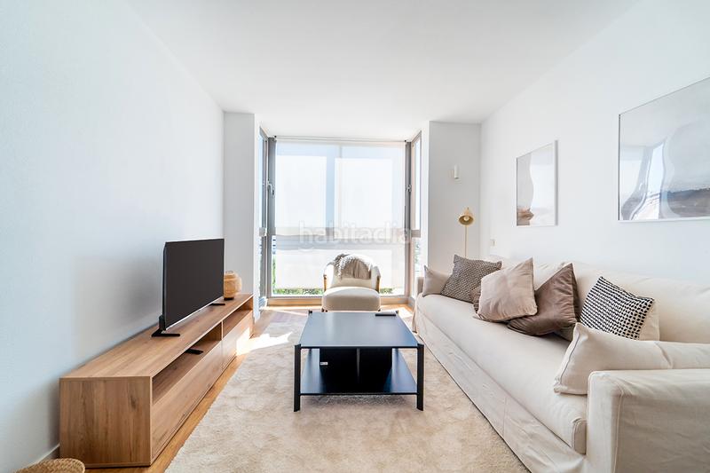 Foto a08f65ce-1fed-485f-93d0-cb83af218758. Rent flat in calle de isabel clara eugenia 39 in Sanchinarro Madrid