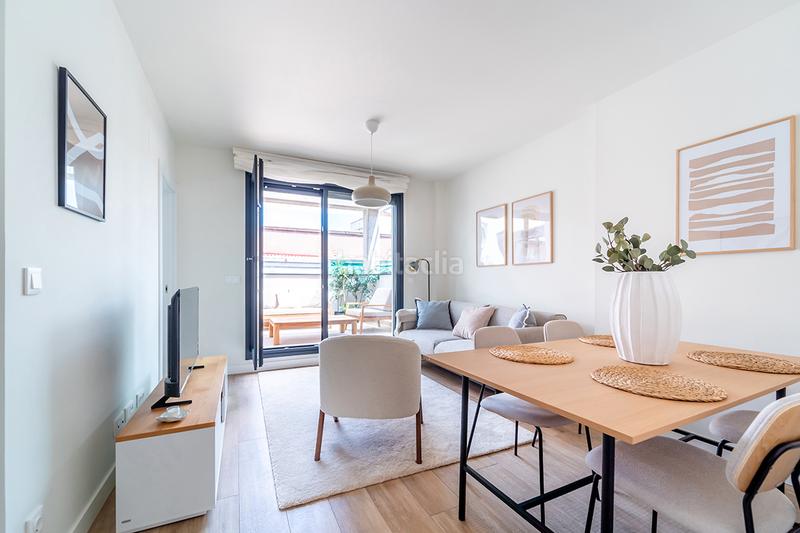 Foto 34c63c4c-98f2-440f-97ba-15a4881106da. Affitto attico in calle de garcía luna 20 in Ciudad Jardín Madrid