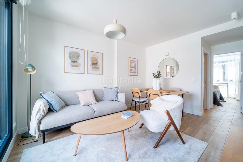 Foto 1624f577-4cb4-439a-892c-bdbafd2ae7b4. Rent penthouse in calle de garcía luna 20 in Ciudad Jardín Madrid