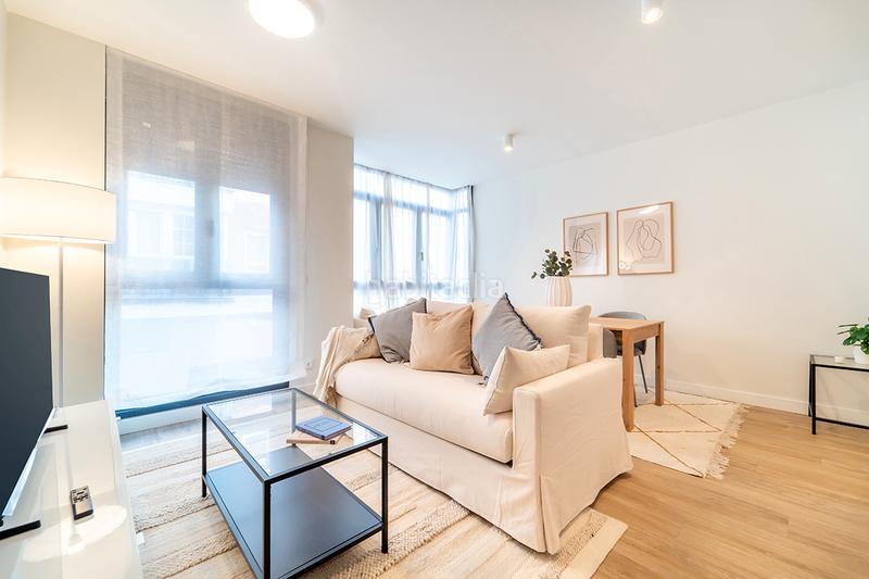 Foto eedd2da4-adb4-4153-af5d-3ae21ed68060. Location appartement dans calle de garcía luna 20 dans Madrid