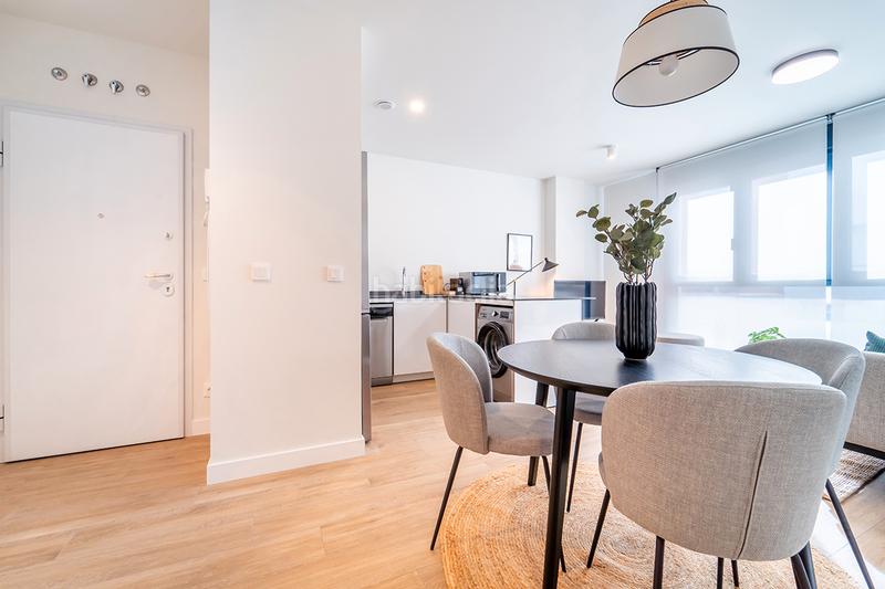 Foto c5a4181c-cc85-47f7-99da-d5df58d8242a. Location appartement dans calle de garcía luna 20 dans Madrid