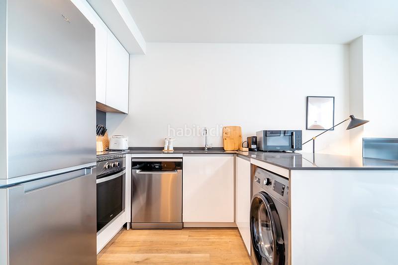 Foto f424a6b5-d83b-4d7d-920d-7585013cad8e. Location appartement dans calle de garcía luna 20 dans Madrid