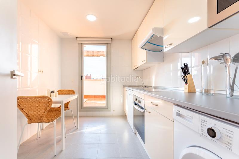 Foto 800323ff-57d2-457a-8695-73c7b25689aa. Location attique dans calle del pintor ignacio de zuloaga 4 dans Madrid