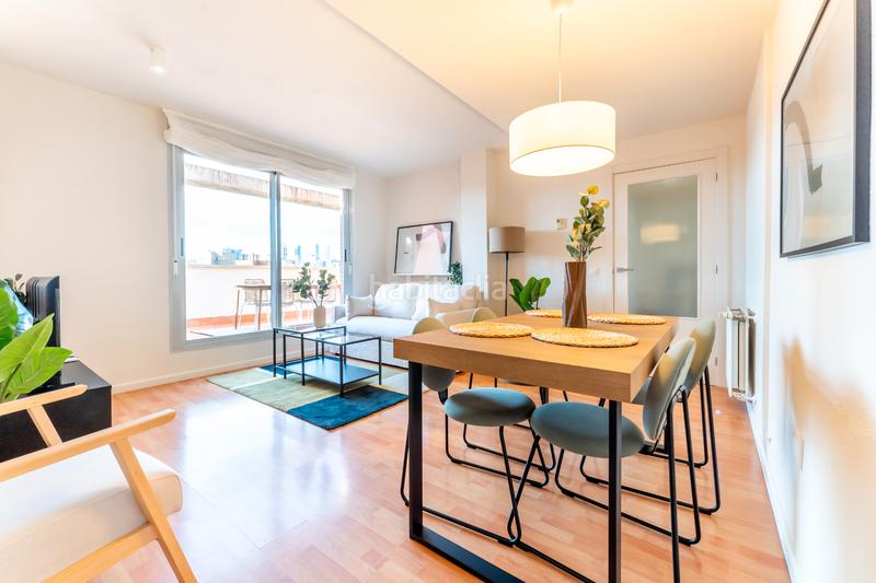 Foto f6ecccfa-8cea-4bcd-a5c5-44f24b59db68. Rent penthouse in calle del pintor ignacio de zuloaga 4 in Madrid