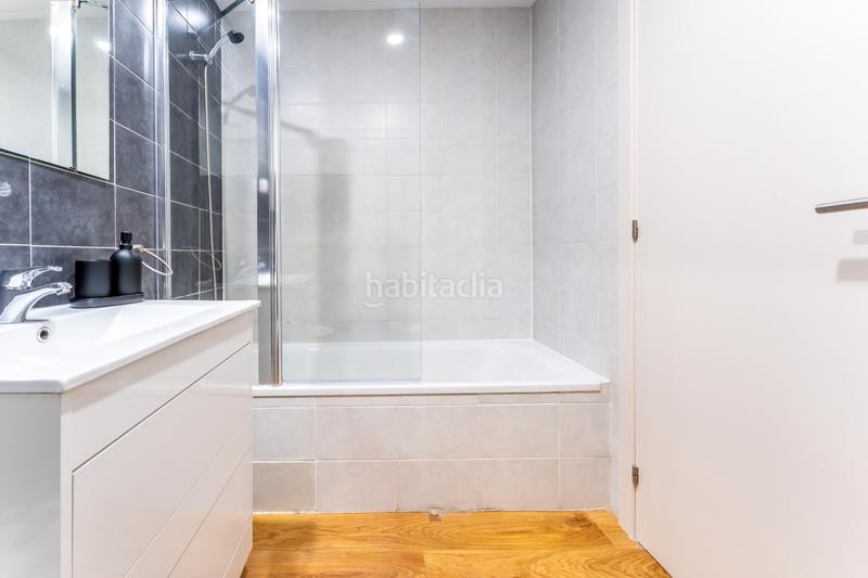 Foto ab755d20-b4f2-445d-8fea-77d02351caa8. Affitto appartamento in calle de isabel clara eugenia 43 in Madrid