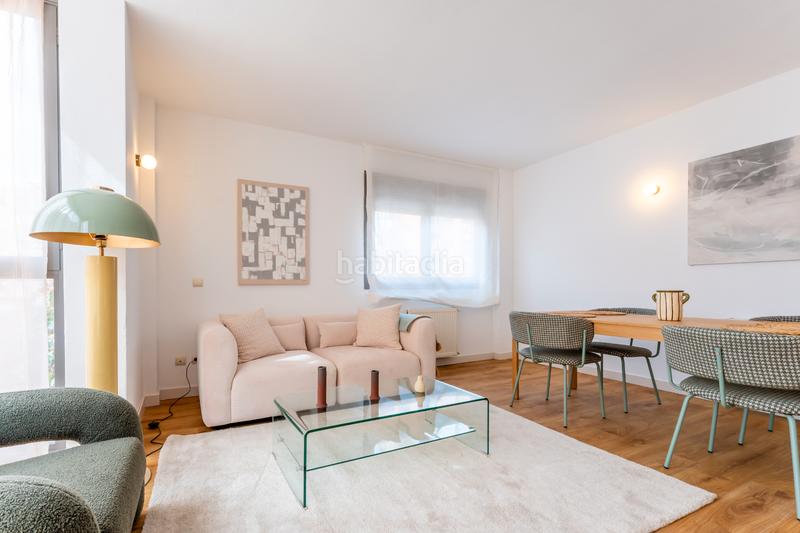 Foto 852bb505-bd28-4729-8416-6fb9f6648ca7. Rent flat in calle de isabel clara eugenia 43 in Sanchinarro Madrid