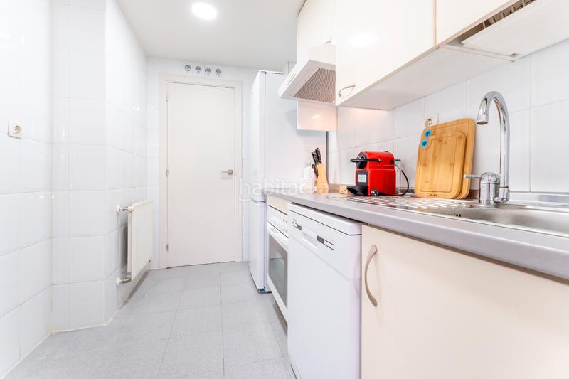 Foto 21e2f5b6-662c-46b2-8edb-6e5b9edf625e. Lloguer apartament a calle del pintor ignacio de zuloaga 16 a Madrid