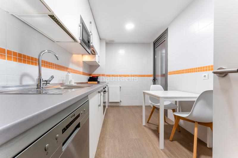 Foto b136be5a-c03d-41f9-bd0b-4476ab1d04fc. Affitto appartamento in calle de isabel clara eugenia 33 in Madrid