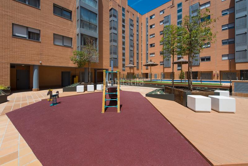 Foto 7b54d3ac-c1fe-441f-a4a9-dc94ccb3a336. Location appartement dans calle de isabel clara eugenia 31 dans Madrid