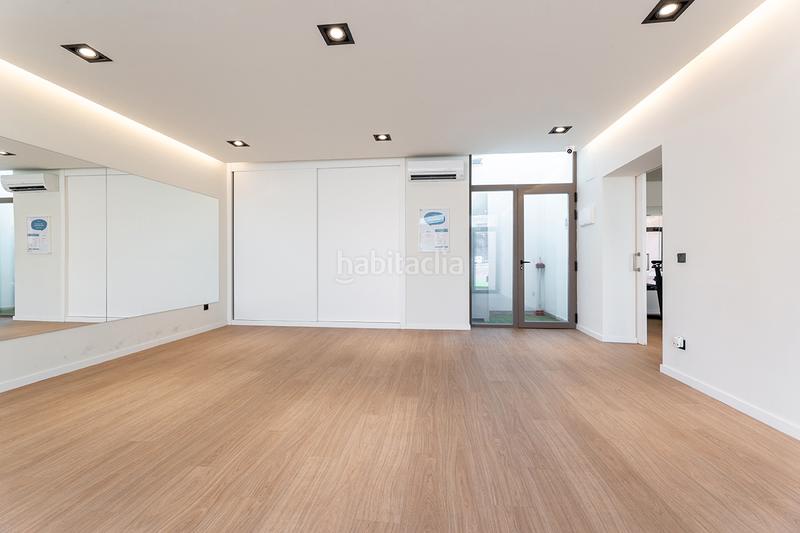 Foto f9765a6d-a911-41ae-8c98-ebedf2d0a6a6. Location appartement dans calle del pintor ignacio de zuloaga 6 dans Madrid
