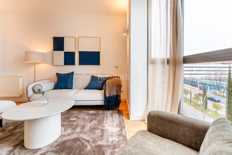 Foto 5608659f-cde8-415e-97d9-7d4cb7e9edbd. Affitto appartamento in calle de isabel clara eugenia 37 in Madrid