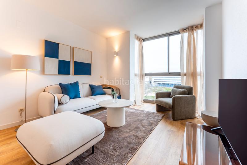 Foto b69a1438-29ce-40b3-960f-6c6dadd9df3d. Affitto appartamento in calle de isabel clara eugenia 37 in Madrid