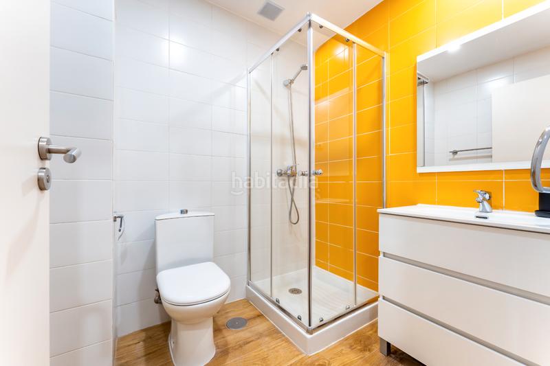 Foto 0dac4f68-1c94-4b69-b8a0-37bb92cd2074. Rent flat in calle de isabel clara eugenia 37 in Sanchinarro Madrid