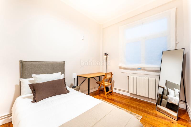 Foto 5572e9a4-512b-462b-afa1-98645673b1e7. Location appartement dans gran vía 10 dans Gros Donostia - San Sebastián