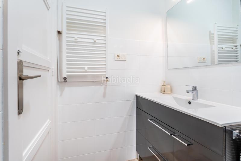 Foto 913b9446-5e32-4623-9181-f59980514c03. Location appartement dans gran vía 10 dans Gros Donostia - San Sebastián