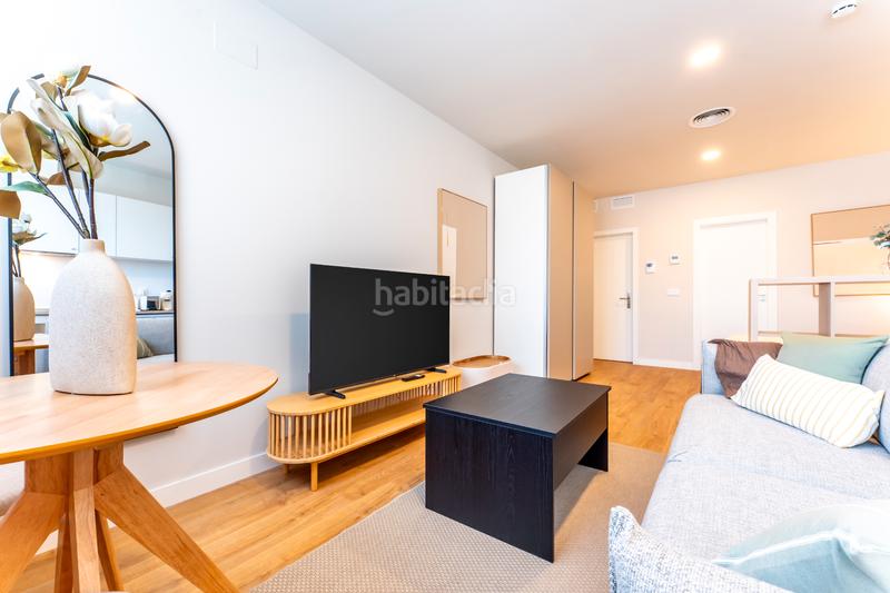 Foto 02256909-8246-4fc1-97e5-843e679e55db. Location studio dans avenida de las ciencias 39 dans Sevilla