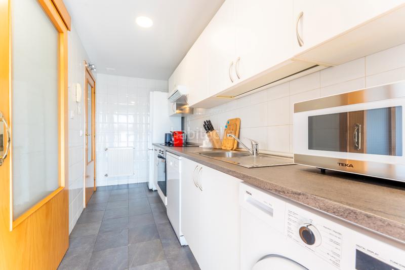 Foto 0308bf5a-f7bc-406d-8f70-1870d5f9ba17. Lloguer apartament a calle de las cuevas de altamira 1 a Madrid