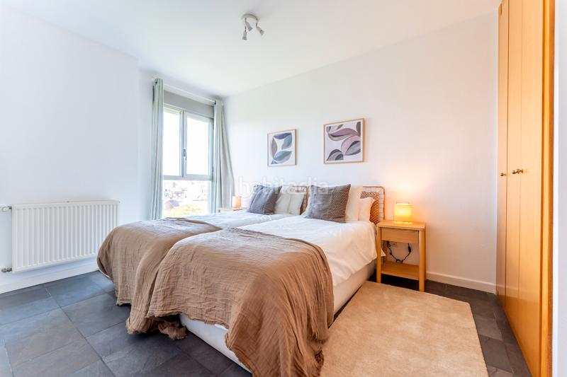 Foto 378768a3-0a10-41e3-9f33-3370e9eefb17. Lloguer apartament a calle de las cuevas de altamira 1 a Madrid