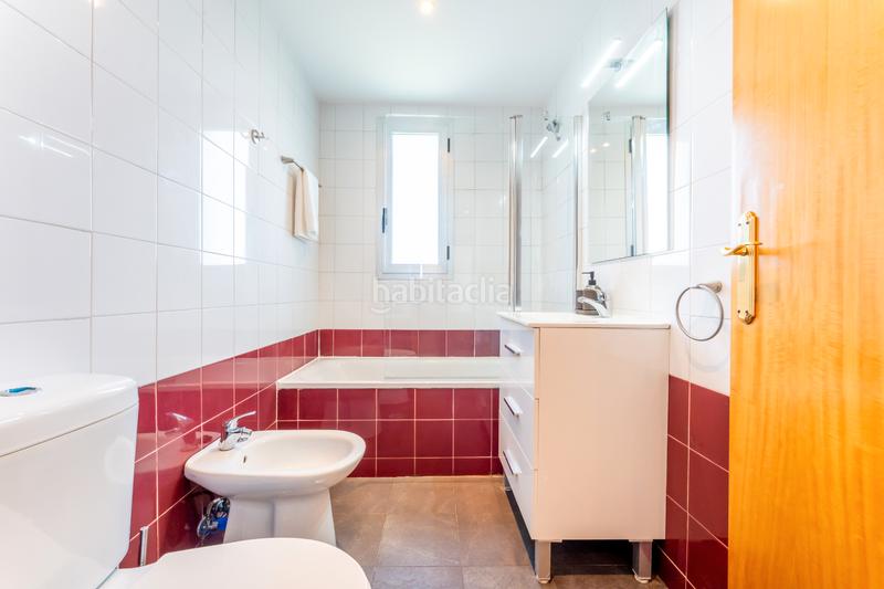 Foto 917cdb98-7645-4ee0-913e-0de816e1ff07. Lloguer apartament a calle de las cuevas de altamira 1 a Madrid