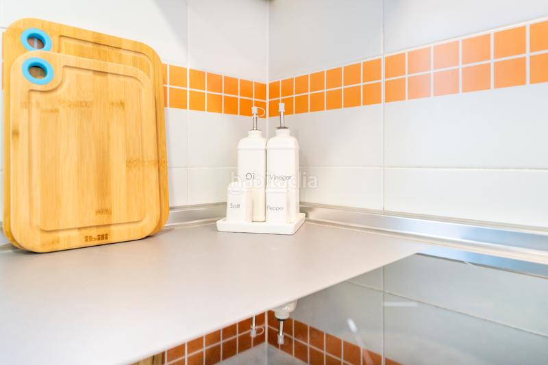 Foto 4877d39f-7417-46c7-8938-8610e18b4ad9. Rent flat in calle de isabel clara eugenia 33 in Sanchinarro Madrid