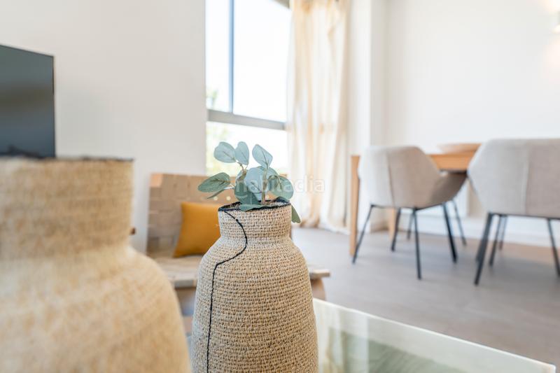 Foto fbd37956-b4aa-4786-9761-86d3f6f45ed8. Rent flat in calle de isabel clara eugenia 33 in Sanchinarro Madrid