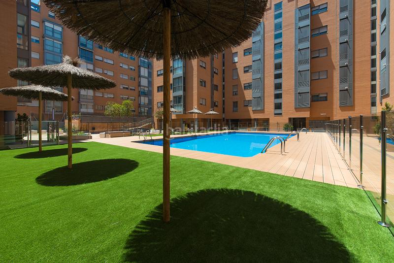 Foto 22c3b6aa-cba9-45fb-8d04-5112551a984c. Alquiler piso en calle de isabel clara eugenia 33 en Madrid