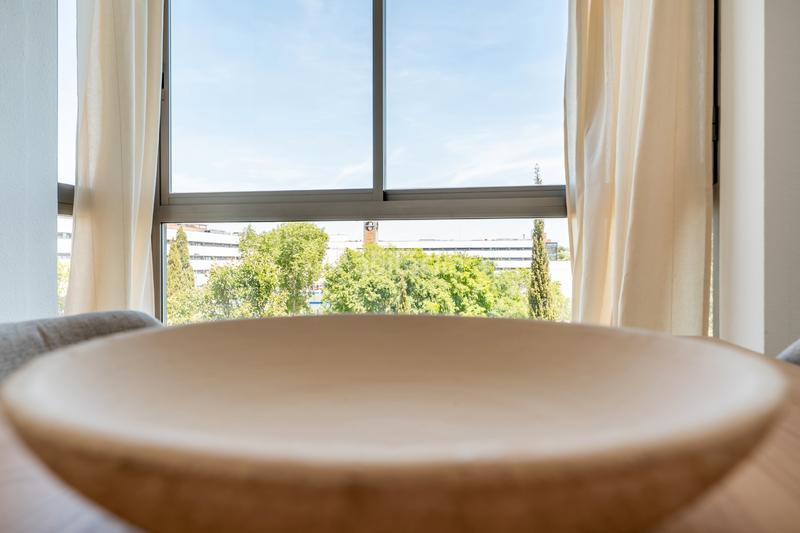 Foto 3170cf94-025b-424a-8521-c81f45140a1a. Alquiler piso en calle de isabel clara eugenia 33 en Madrid