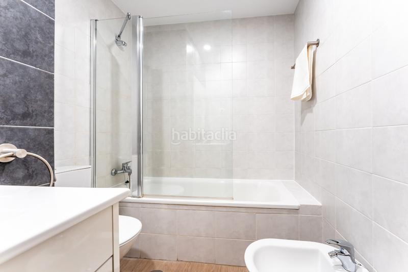 Foto 4794c2b6-0281-4ed6-b3f8-9abffc90712c. Alquiler piso en calle de isabel clara eugenia 33 en Madrid