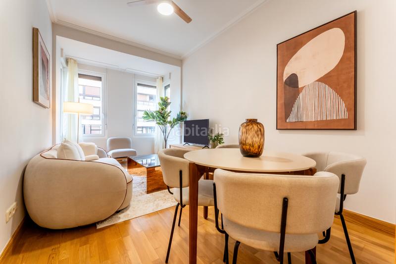 Foto 90e82ce8-2990-4804-913a-10a7550ffbf8. Location appartement dans gran vía 8 dans Gros Donostia - San Sebastián