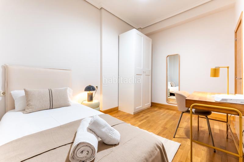 Foto 5170a2ac-c06f-4f0a-9a12-cb71b05ac451. Miete etagenwohnung in gran vía 8 in Gros Donostia - San Sebastián