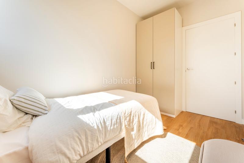 Foto a0bcd924-c64e-4ac6-8fc8-09e59f1a53f3. Rent flat in avenida de las ciencias 39 in colores - entreparques Sevilla