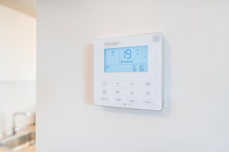 Foto 24918c75-f3e1-43d0-b2d1-d00457e2d6f3. Alquiler piso en avenida de las ciencias 39 en colores - entreparques Sevilla