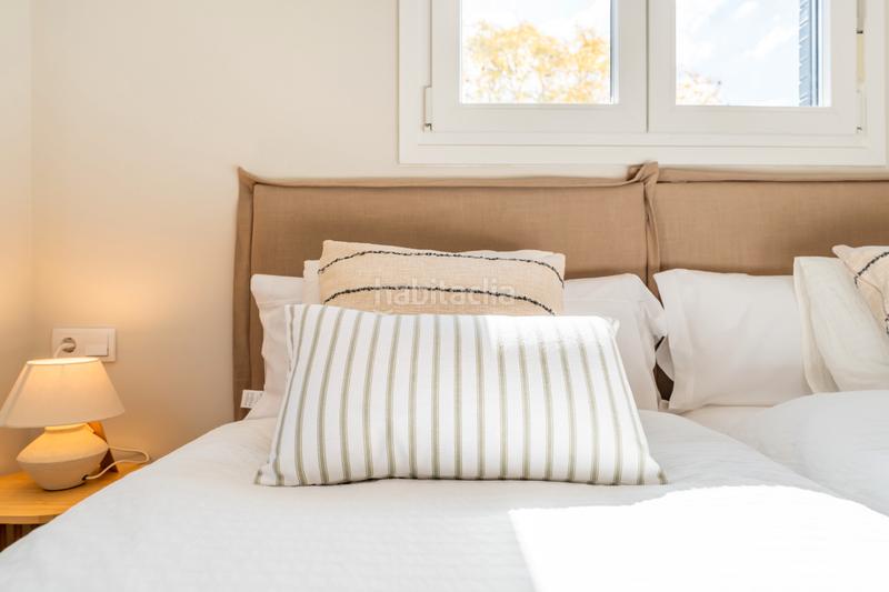 Foto 2ad27471-137e-46e9-9224-cdf13a543623. Alquiler piso en avenida de las ciencias 39 en colores - entreparques Sevilla