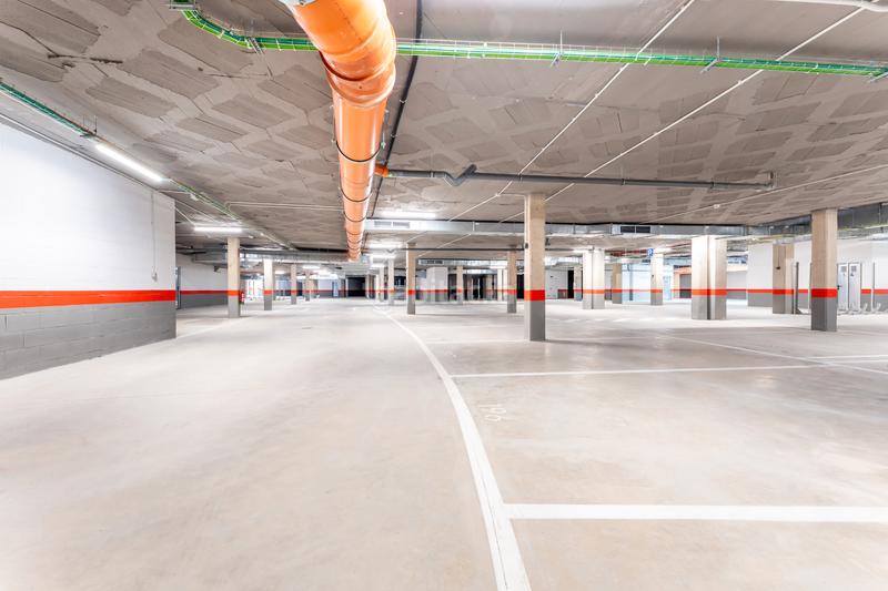 Foto eeb9c429-2891-4ee6-b26b-f4fbc1231873. Alquiler piso en avenida de las ciencias 39 en colores - entreparques Sevilla