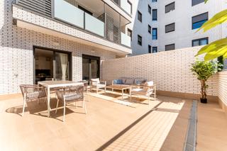 Location Appartement  Calle de las vias del rio 12