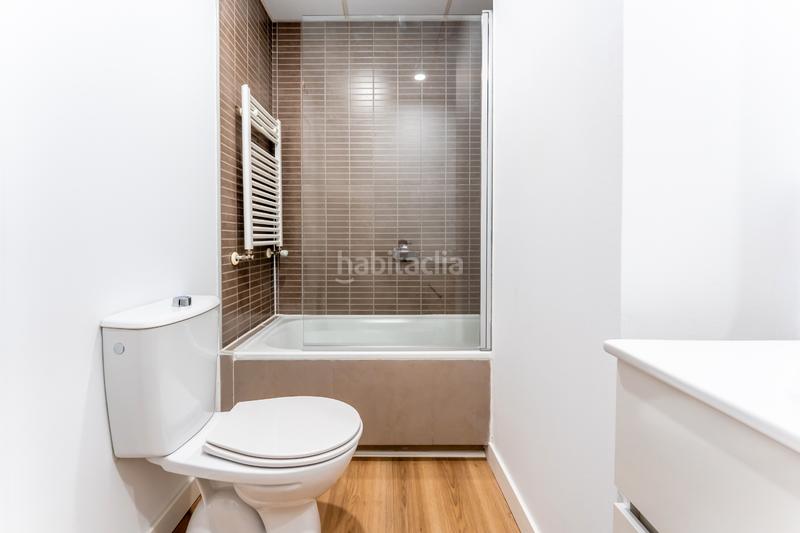 Foto 83402dc0-0d0e-4e56-8e00-2b63eb38e357. Alquiler piso en paseo de la tolerancia 2 en Soto de Henares Torrejón de Ardoz