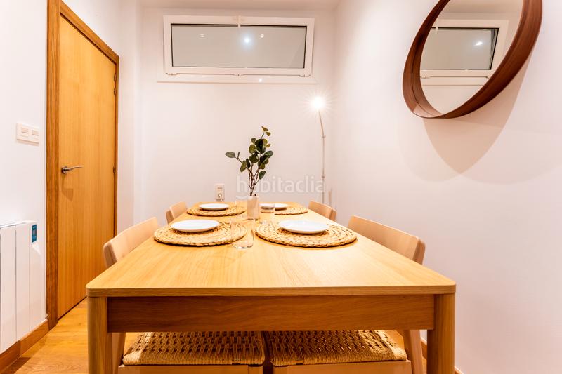 Foto 7f7e1d3f-e989-4f80-9573-0d9c69f8d758. Rent apartment in salud kalea 14 in Amara Zaharra-Arbaizenea Donostia - San Sebastián